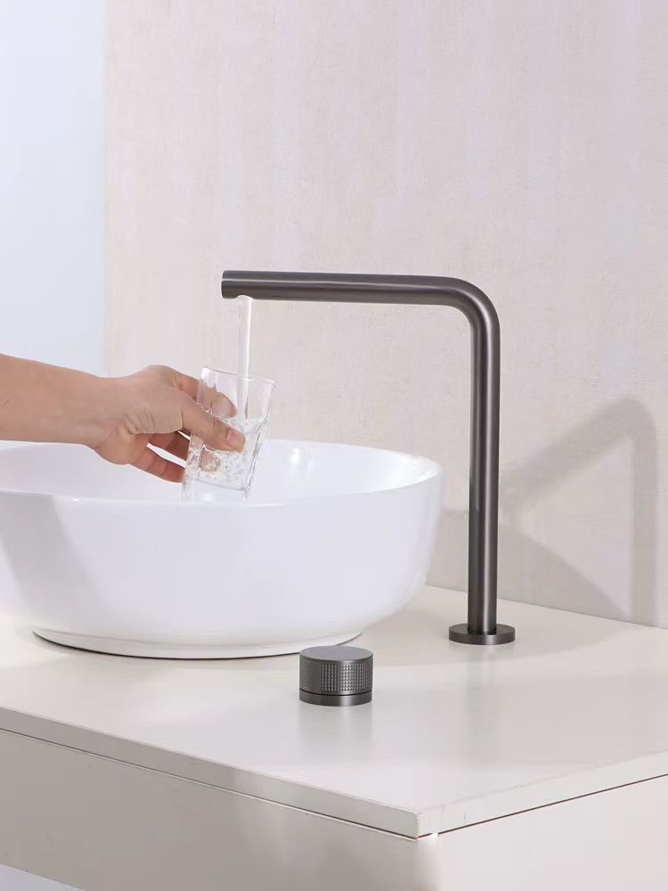 Pure Black Geometric Split Faucet