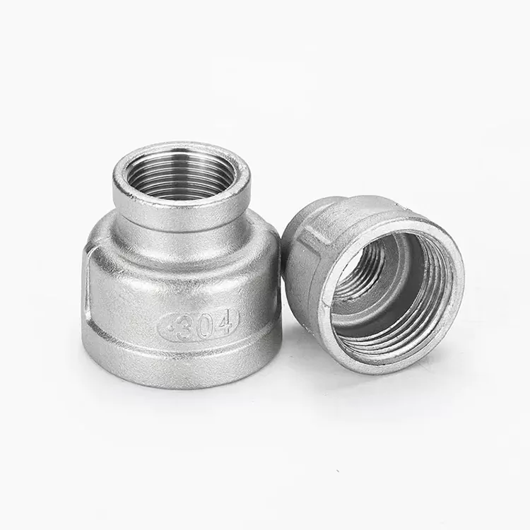 Conector de reducere cu filet tată